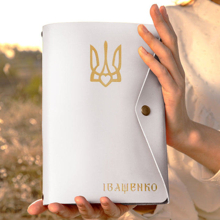 #color_білий
